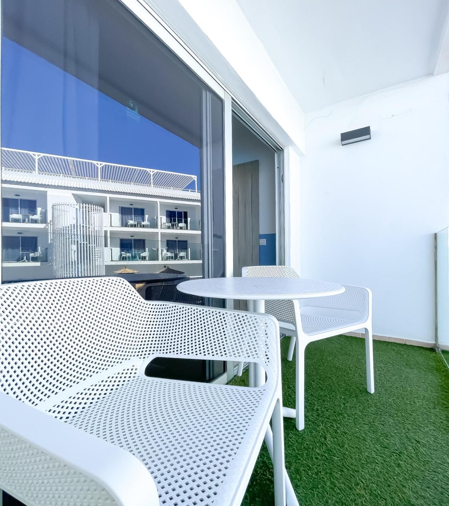 Corralejo Surfing Colors Hotel&Apartments Εξωτερικό φωτογραφία